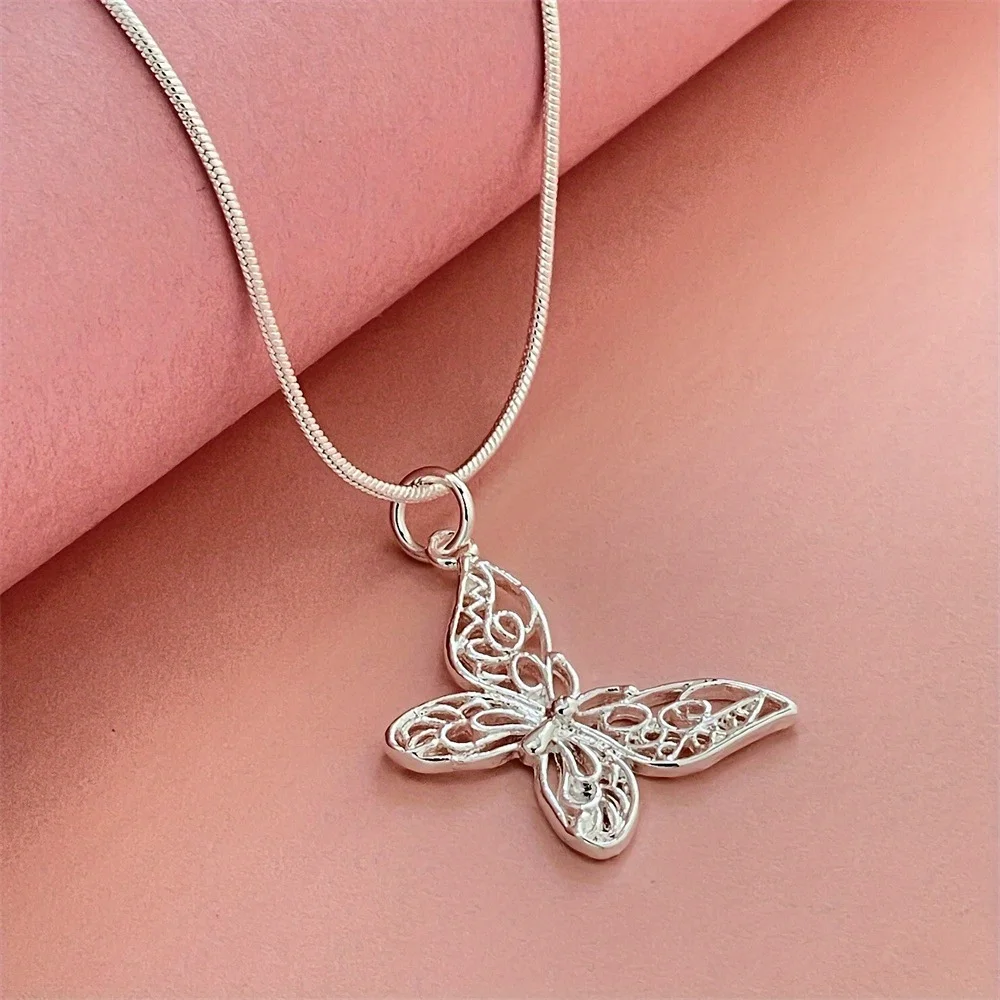 Collares de mariposa y2k de pl - Ethnic Fashion Designer reseña y precio